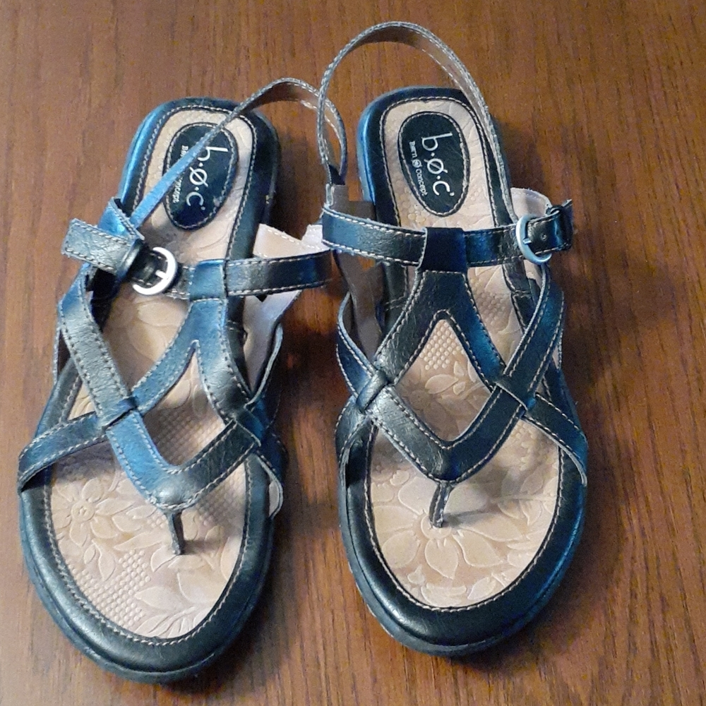 Women's black sandals
